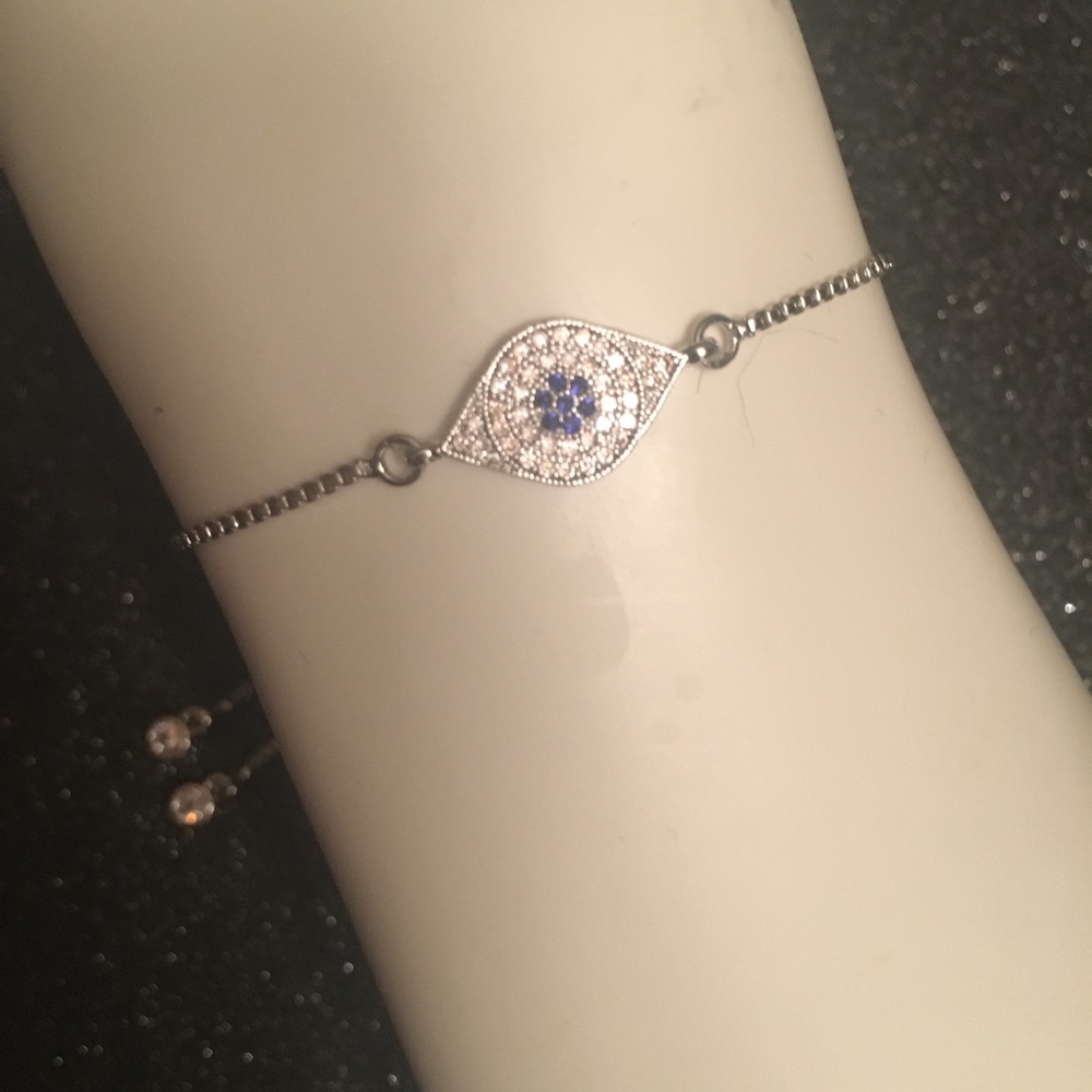 💕Silver Plated Pave Clear CZ with Blue “Evil Eye”